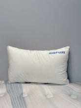 Load image into Gallery viewer, Simmons® Sleep Luxe Pillow